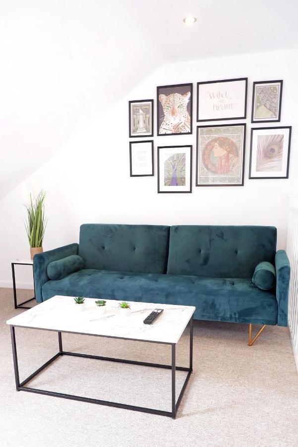 Comfortable And Cozy 4-Bedroom House Near The Hospital CBG Εξωτερικό φωτογραφία