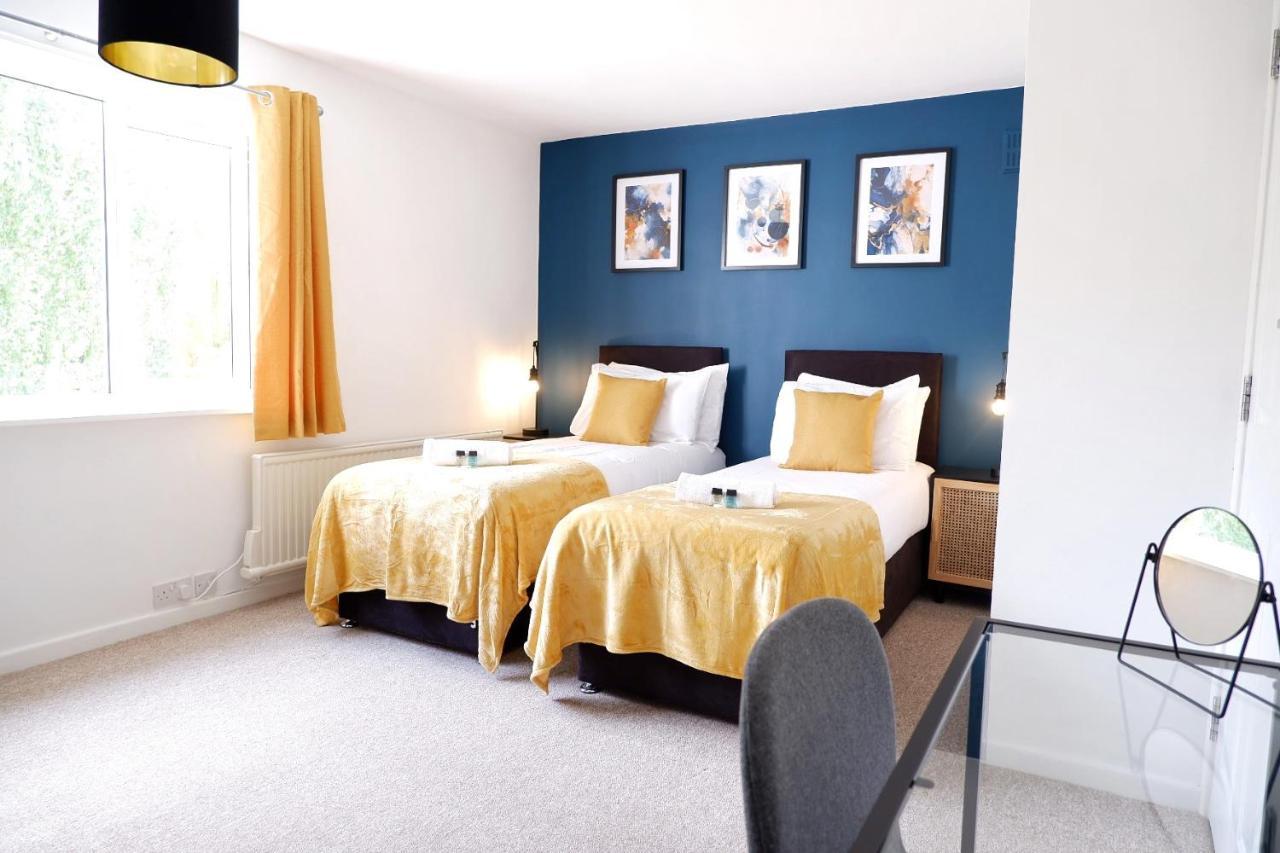 Comfortable And Cozy 4-Bedroom House Near The Hospital CBG Εξωτερικό φωτογραφία